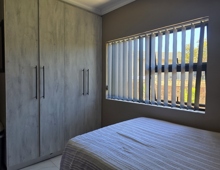 3 Bedroom Property for Sale in Wavecrest Eastern Cape